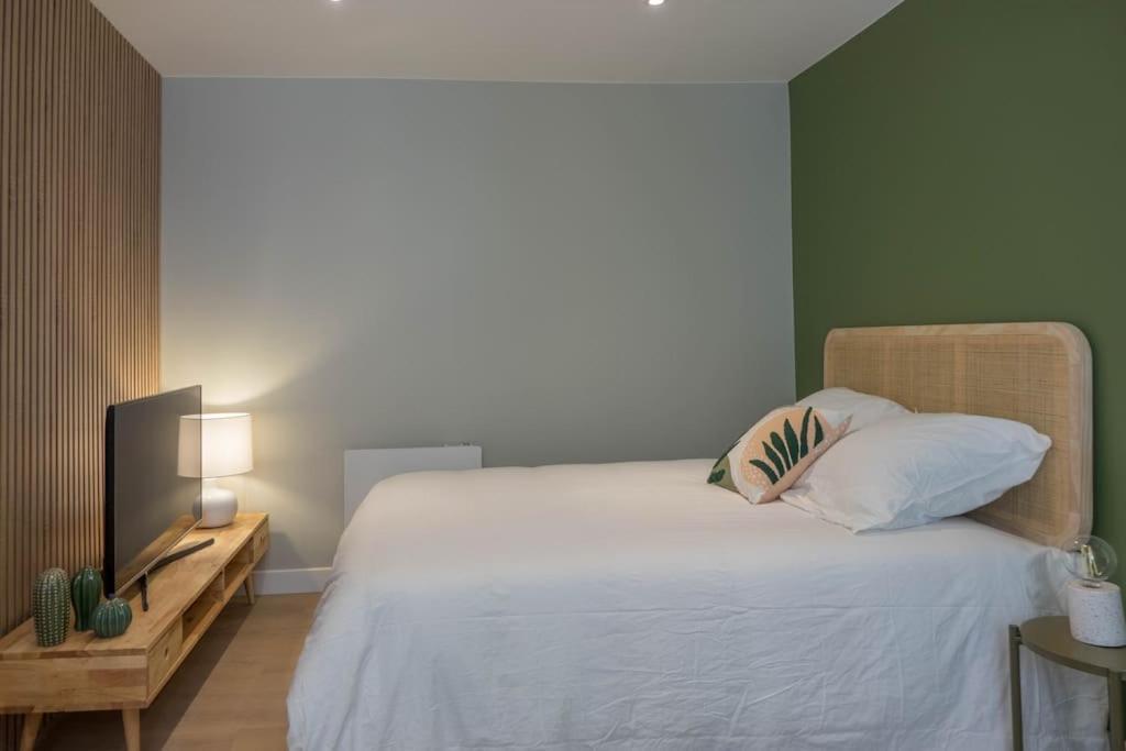 Bel Appartement Idealement Situe Orléans Extérieur photo